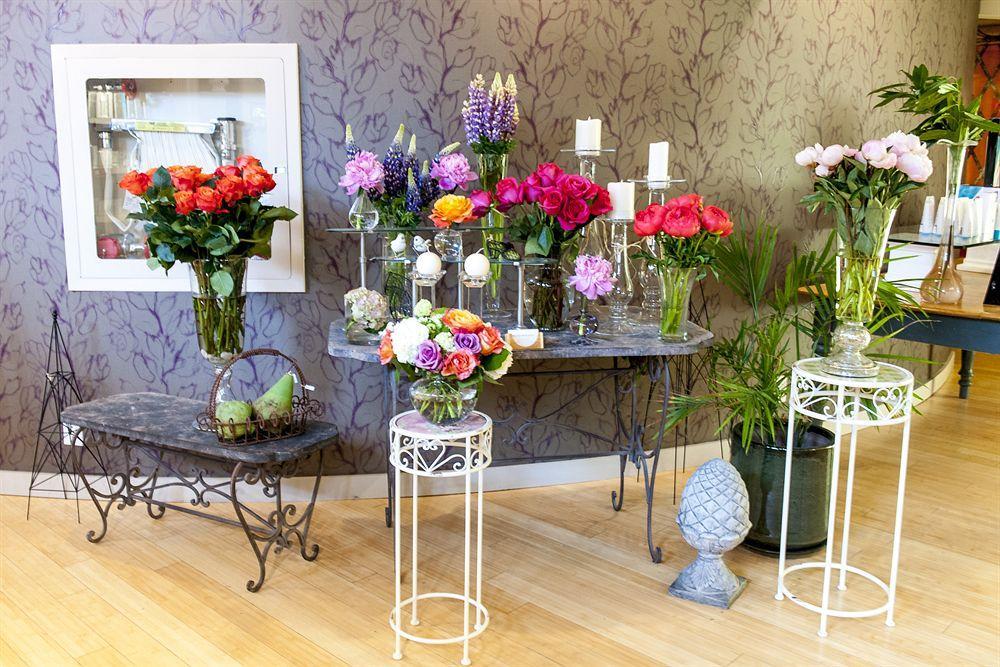 The Ivy At Verity Toronto Bagian luar foto